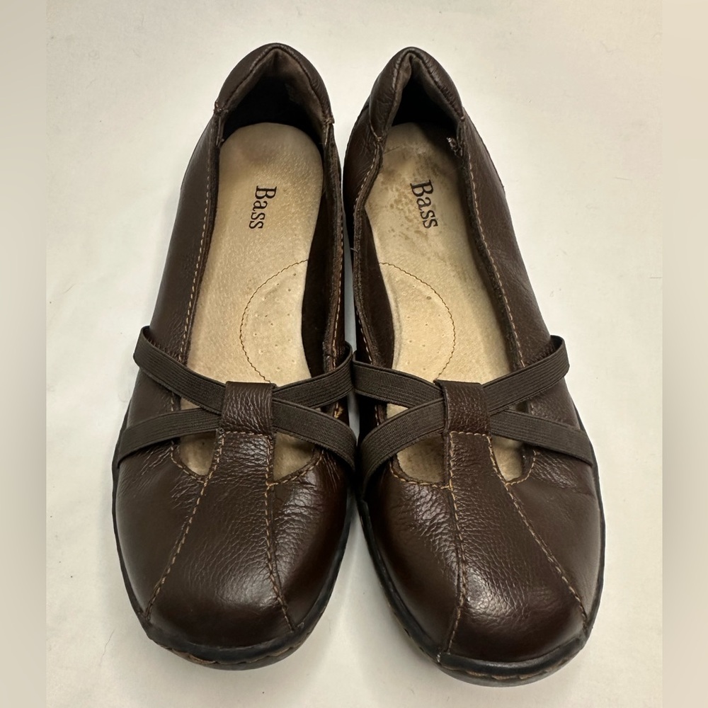 Bass cosmo flats brown leather Mary Jane style with cross elastic‎ design SZ 7.5